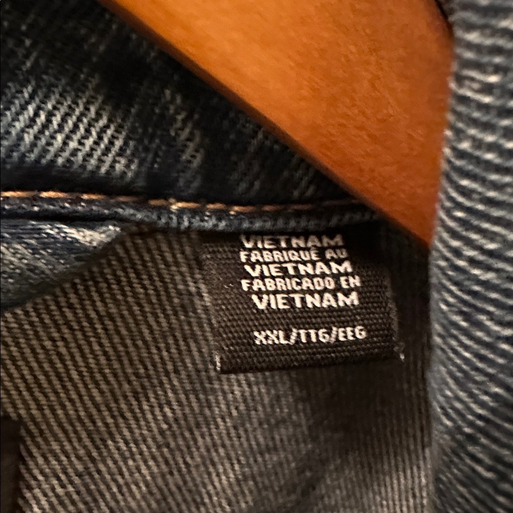 LEVI “I Know You Know”  denim jean trucker pride jacket XXL - Picture 5 of 7